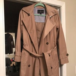 BRAND NEW London Fog Trench Coat with Hood